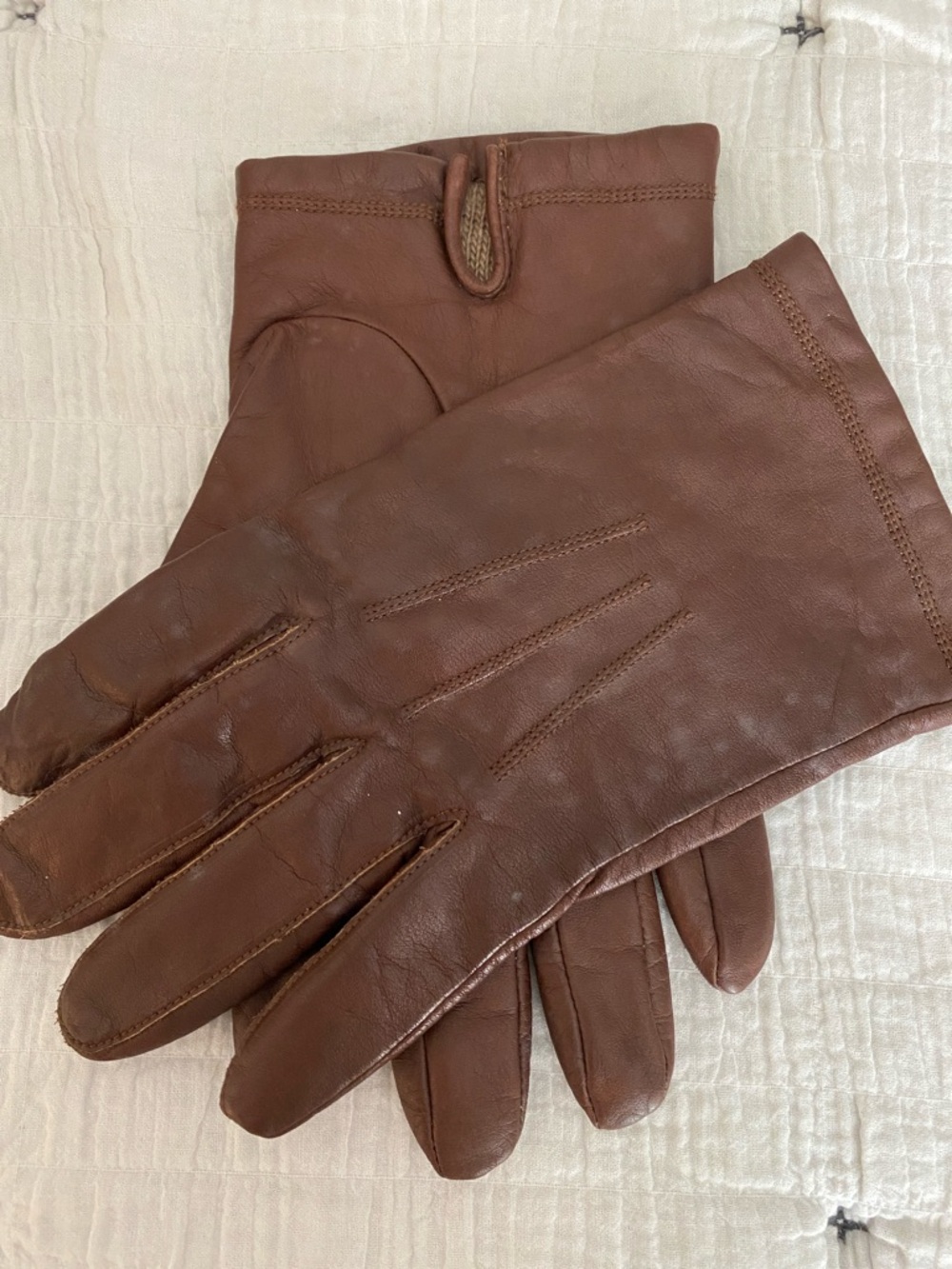 Men's Brown Leather Gloves - Refined Everyday Pair. 100% leather, cashmere lined